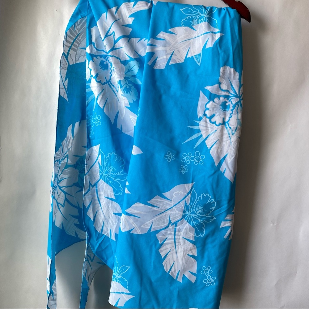 Vintage Royal Creations Hawaii blue white Hawaiian skirt‎